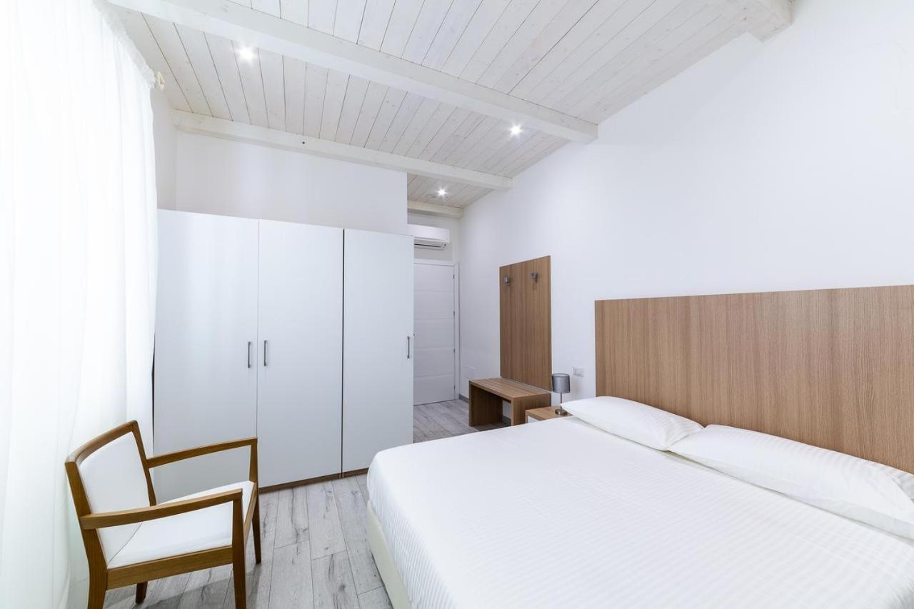 La Promenade Rooms & Suites Olbia Bagian luar foto