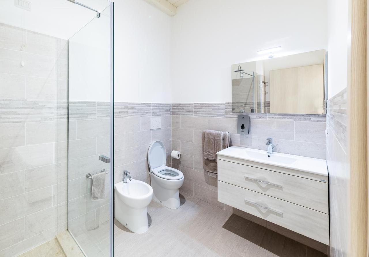 La Promenade Rooms & Suites Olbia Bagian luar foto